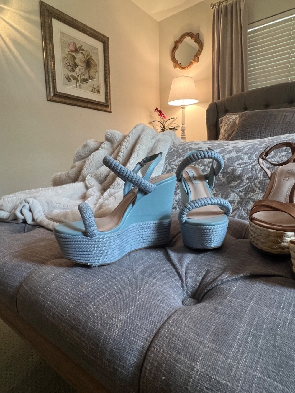 Platforms - Picture 11 of 11
